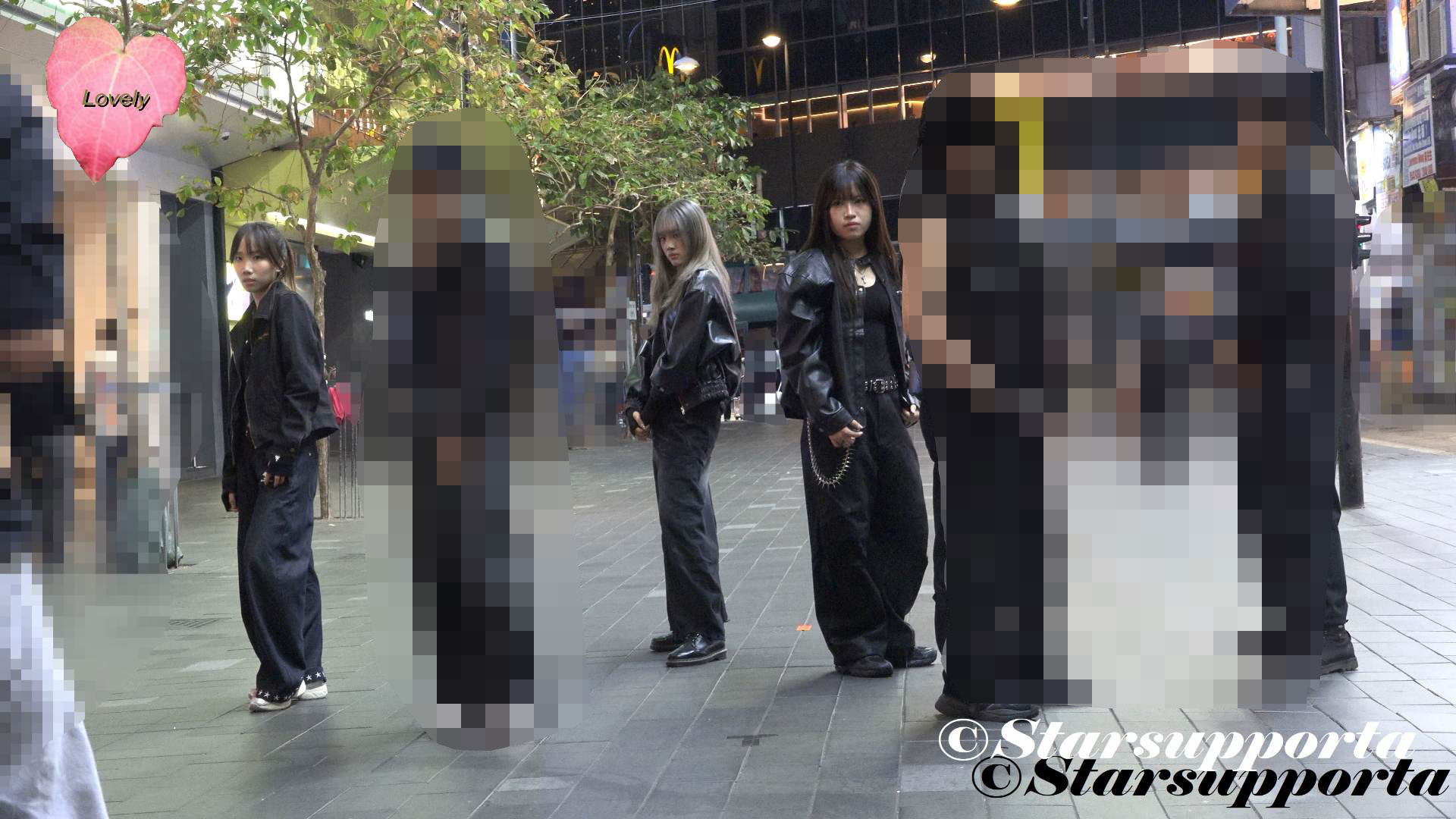 20260205 KPOP dance @ 香港銅鑼灣H&M對出